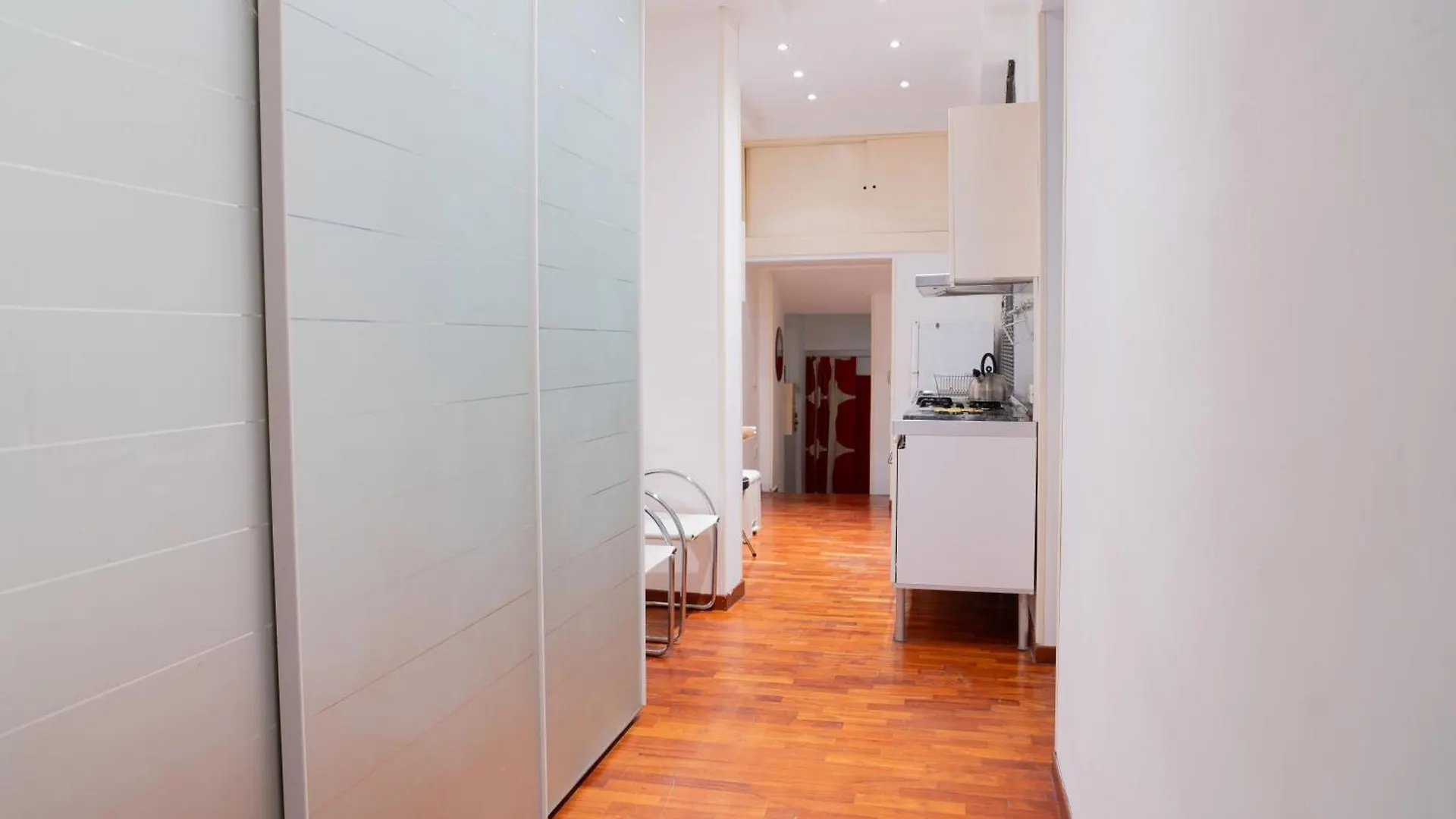 Cozy Apartment 33 Неаполь