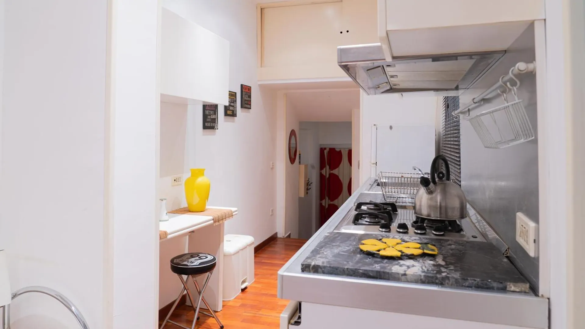 Cozy Apartment 33 Неаполь